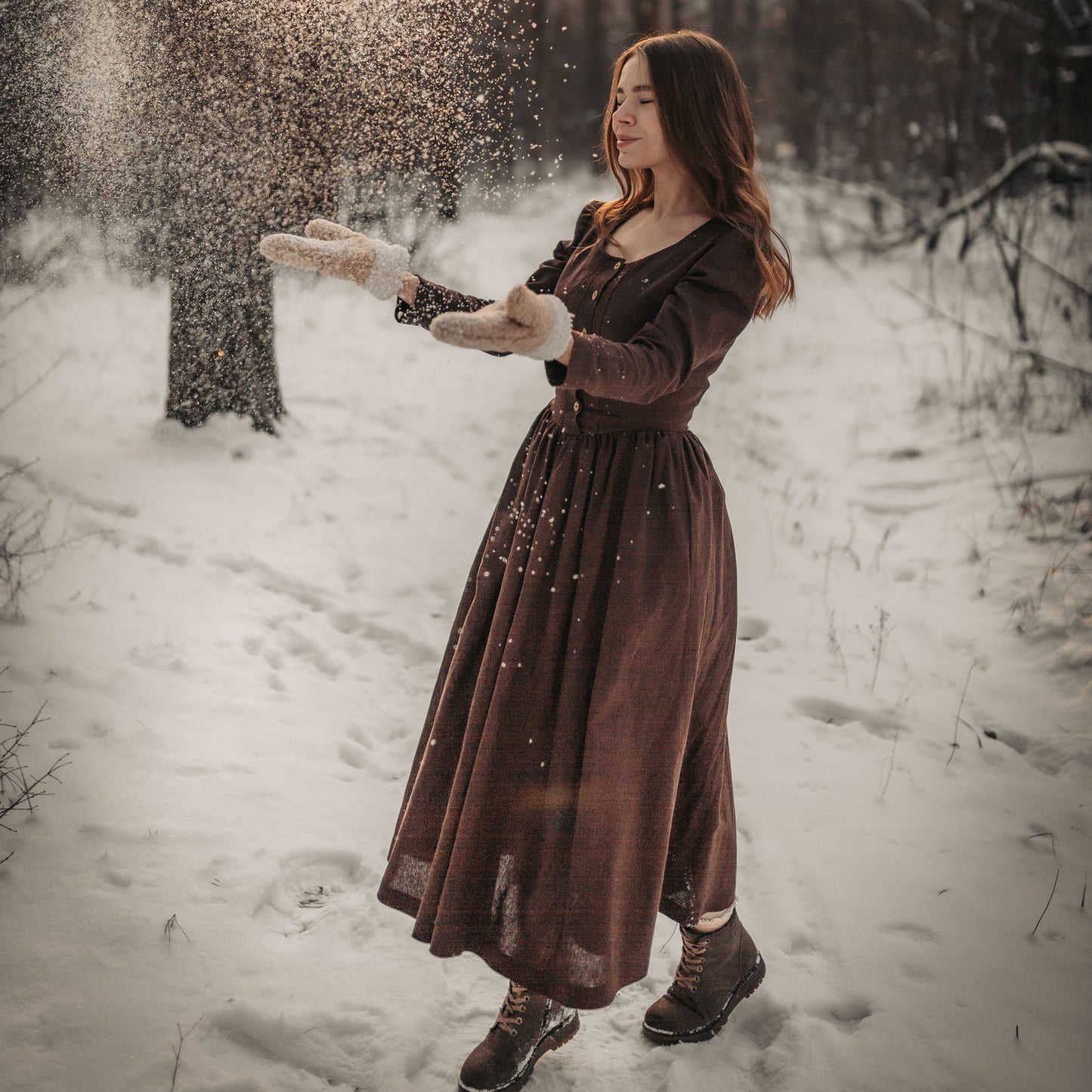 Forestcore princess corset style linen dress. Brown princess waist corset style linen dress with lace and wood buttons.