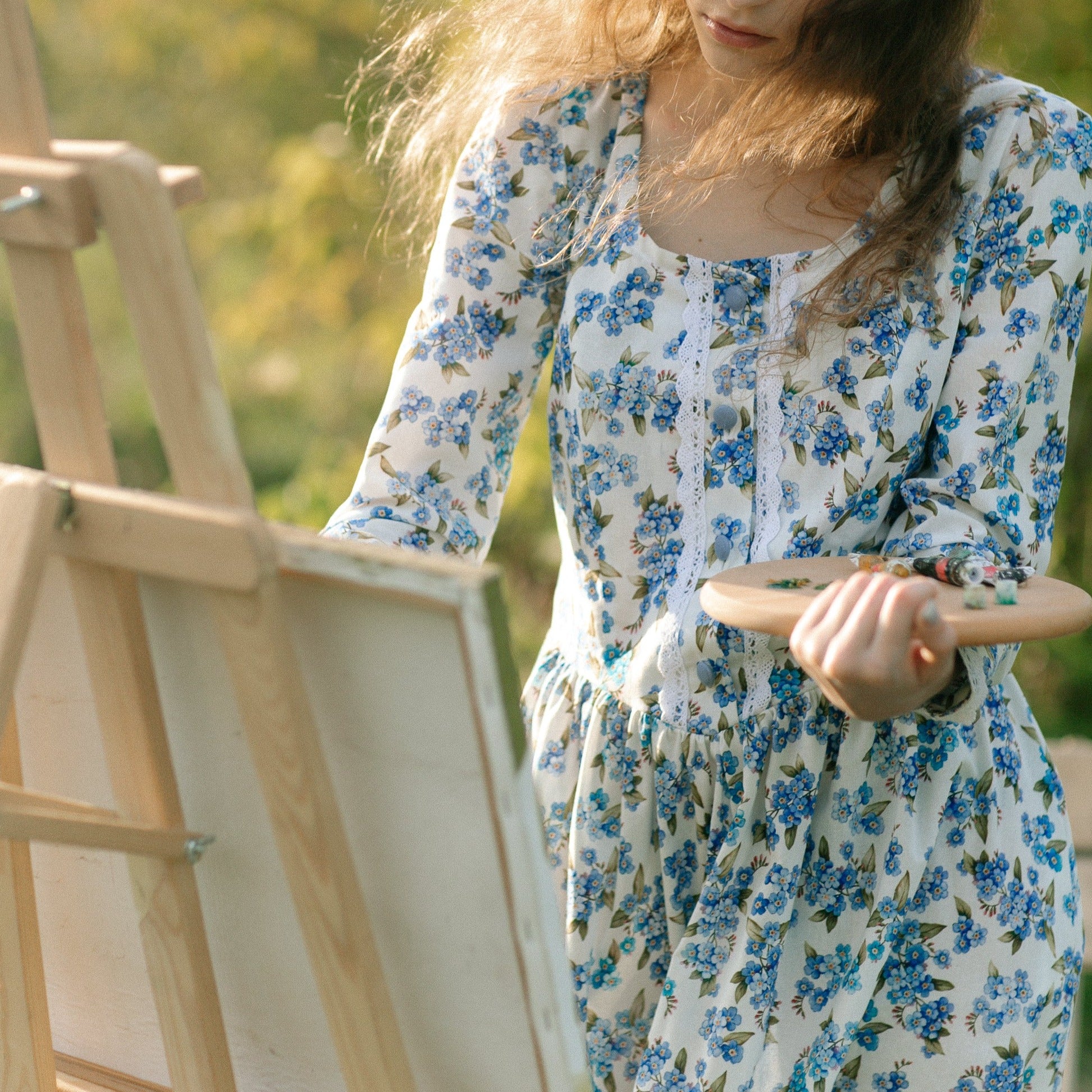 Forget-me-not cotton dress with lace. Handmade cottagecore cotton corset style dress with lace and V princess waist.