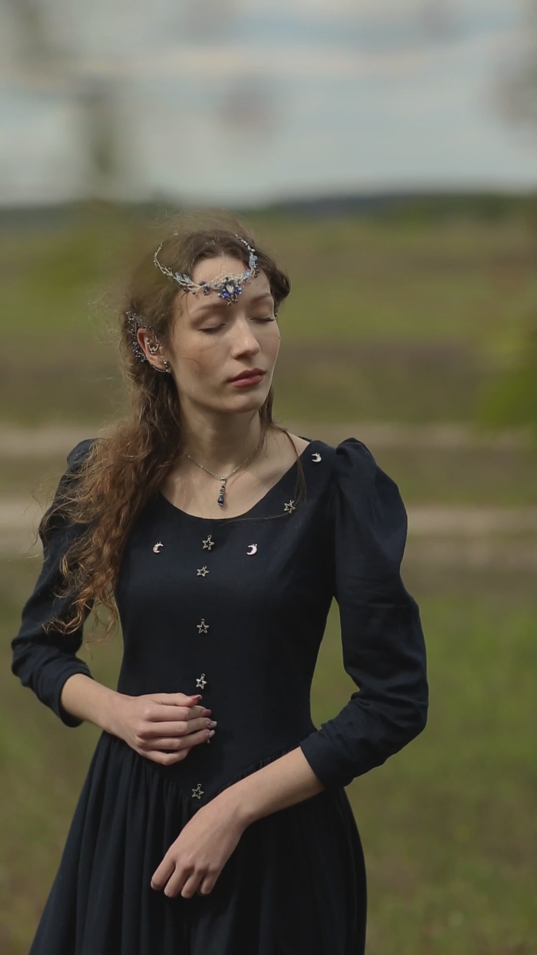 Feyre Archeron princess V waist corset linen dress. Handmade Acotar Night Cort princesscore dress.