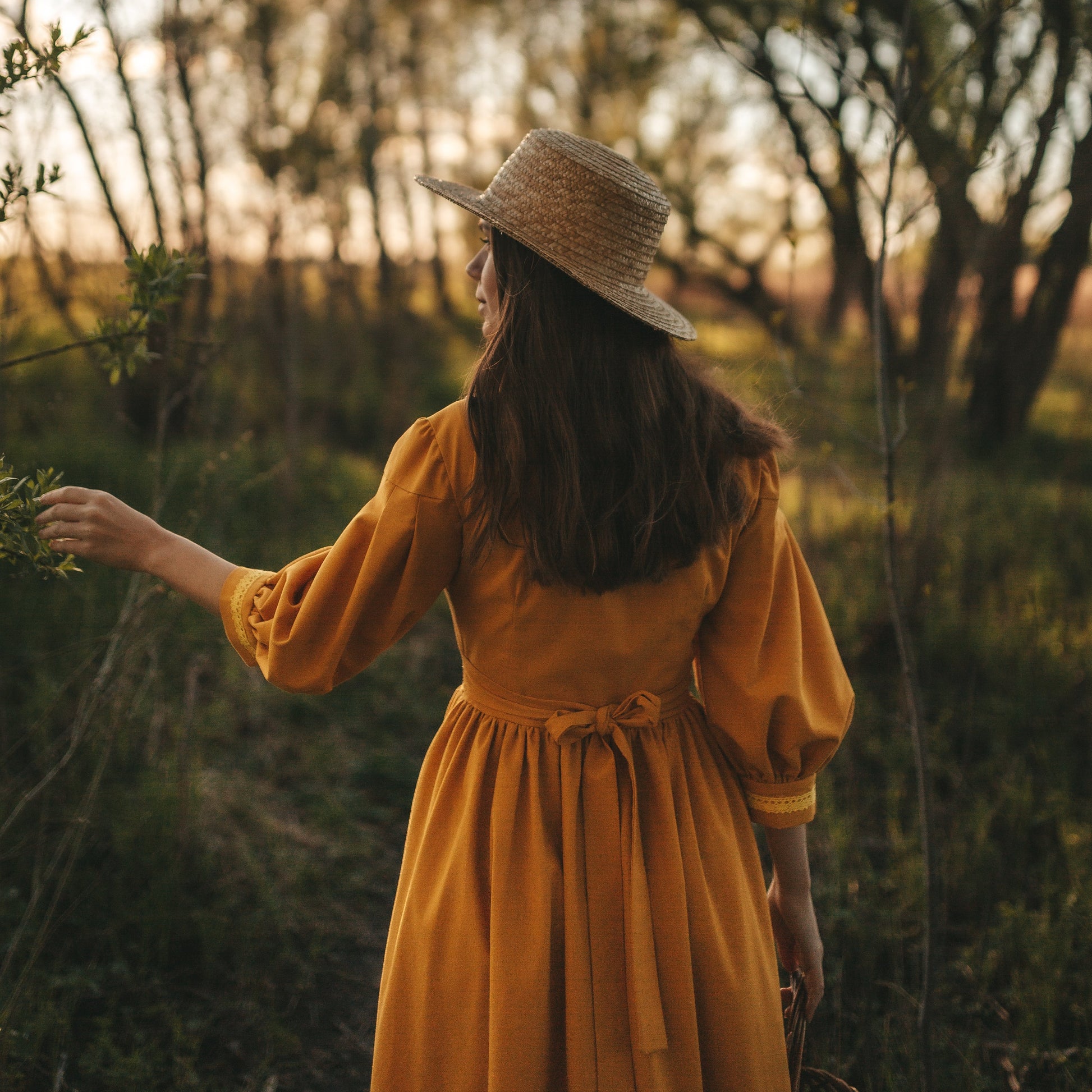 Anne Shirley dress 16 size Midi lenght / Fast sewing option 1-3 days and Fast delivery 3-9 days Anne Shirley dress 16 size Midi lenght / Fast sewing option 1-3 days and Fast delivery 3-9 days