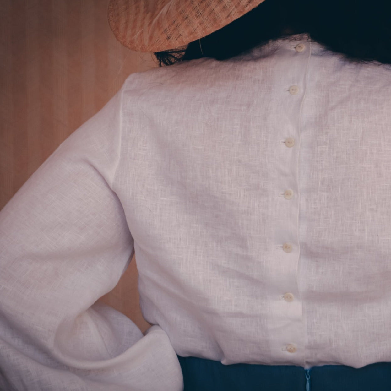 Edwardian victorian baby blue walking skirt and white linen blouse.Handmade gibson girl suffragette 1900s set, skirt with ruffles and blouse with lace. Natural sustainability linen clothes