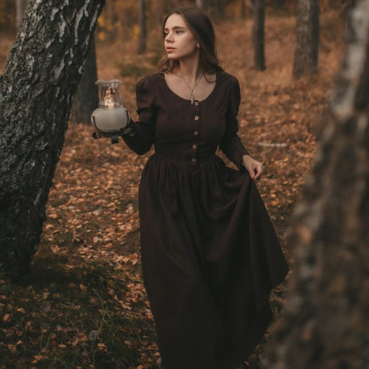 Forest witch corset style linen dress. Handmade brown linen dress with V waist, lace and wood buttons.