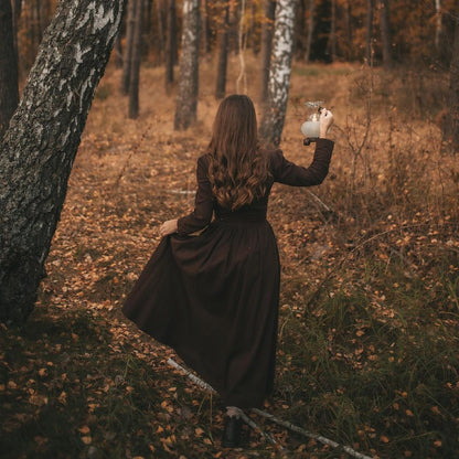 Forest witch corset style linen dress. Handmade brown linen dress with V waist, lace and wood buttons.