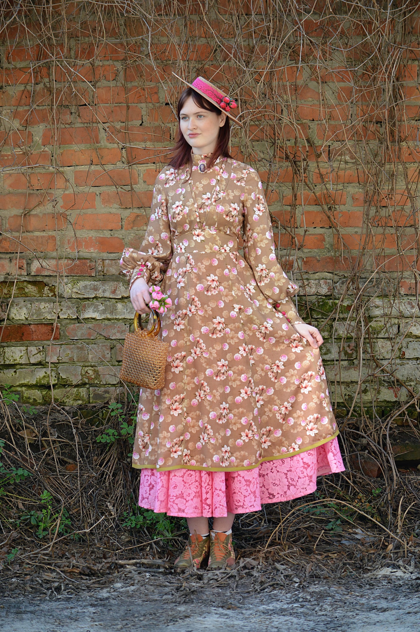 Tea rose dress, lace skirt and hat