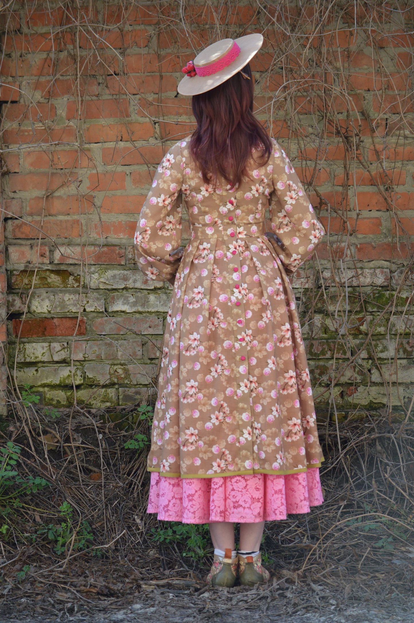 Tea rose dress, lace skirt and hat